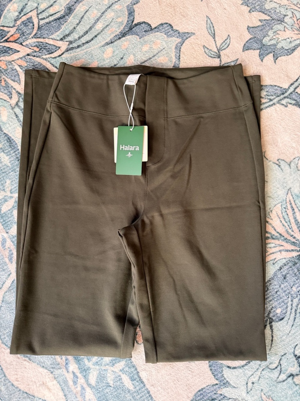 HALARA Dark Olive High-Rise pants